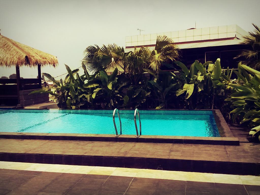 The Rizen Hotel Cisarua Εξωτερικό φωτογραφία