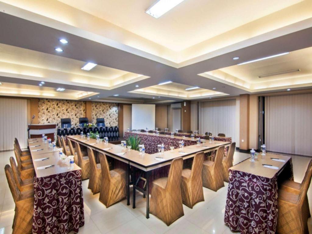 The Rizen Hotel Cisarua Εξωτερικό φωτογραφία