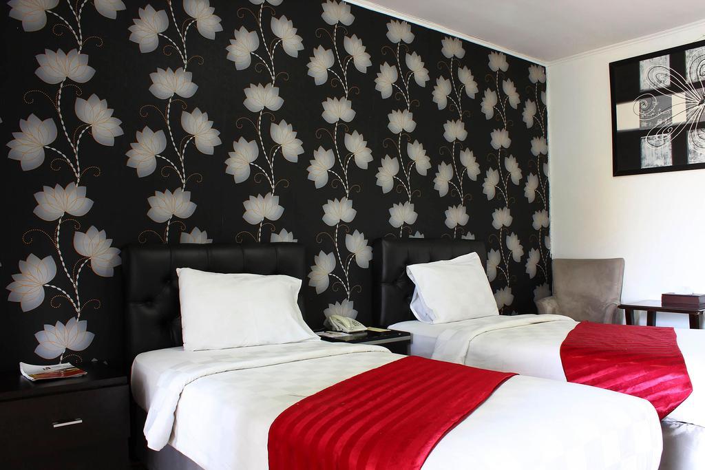 The Rizen Hotel Cisarua Εξωτερικό φωτογραφία