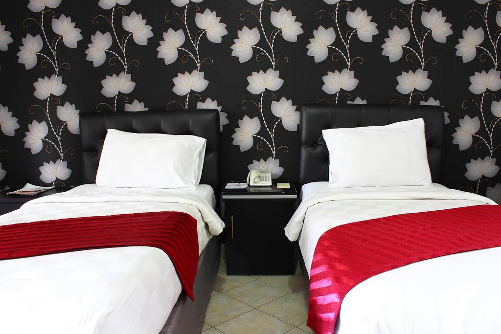 The Rizen Hotel Cisarua Εξωτερικό φωτογραφία